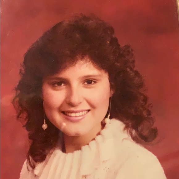 Meet your Posher, Carmen - Picture 1 of 8